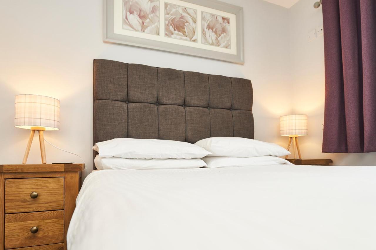 The New Inn Hotel Shottery Eksteriør bilde